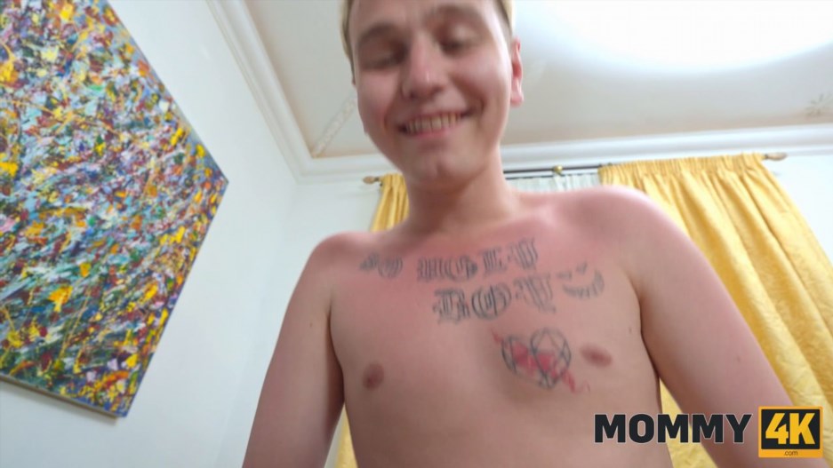 Mommy 4K with Malusha in Cougar, stretching and wanna-be gone